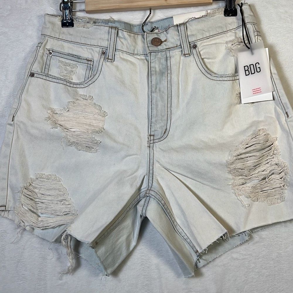 BDG Dropped waist destroy‎ Denim Women’s Shorts-NWT-size 27